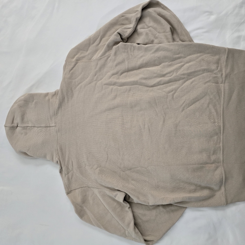 Uniqlo x Jeff Koons Seated Ballerina Hoodie Sweatshirt Beige Size L - Picture 9 of 9